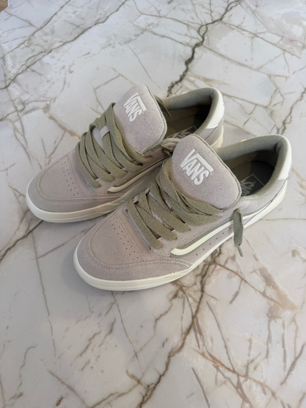 Vans Sneakers